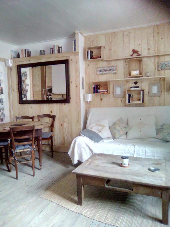 Au 17 Hotel Мюра Екстериор снимка