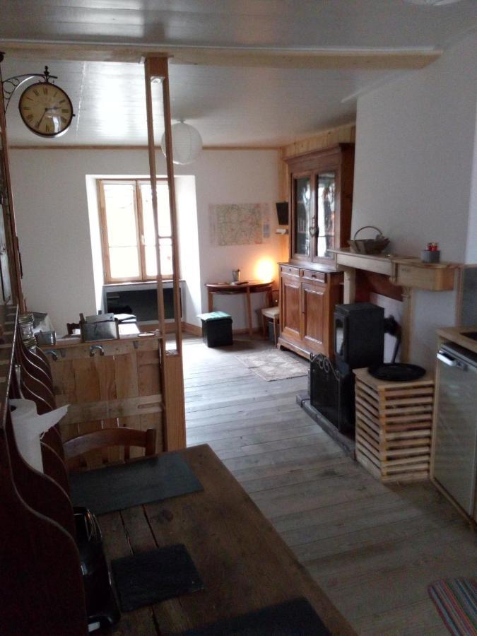 Au 17 Hotel Мюра Екстериор снимка